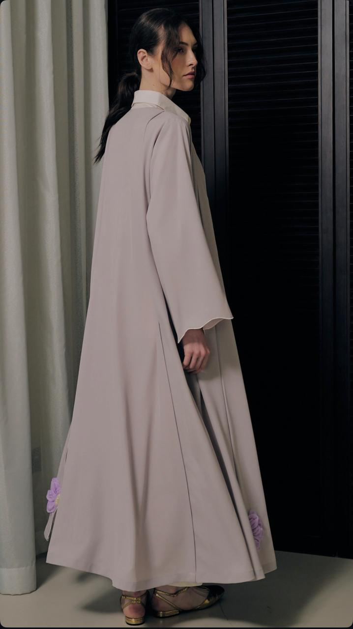 Flowy abaya with 3d flower design