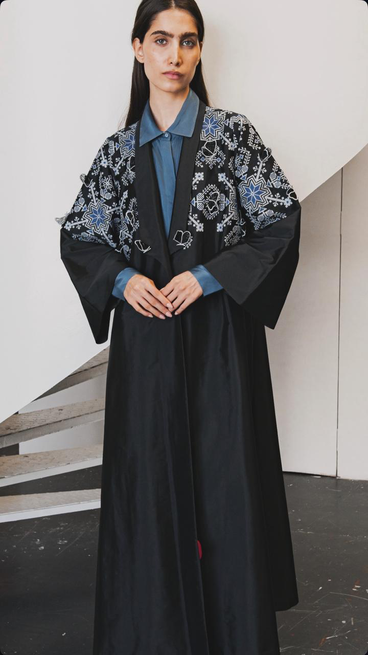 Black abaya